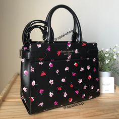 100% Authentic Kate Spade Staci Ditsy Buds Medium Satchel Black Multi And Gold Hardware Brand New With Tags 10.5” (Width) X 8.5” (Height) X 5” (Depth) Medium Size Handles Are 6” Drop Long Shoulder Strap Included Nightmare Before Christmas Purse, Affordable Purses, Kate Spade Staci, Backpacks Accessories, Kate Spade Shoulder Bag, Ladies Bags, Bags Kate Spade, Bag Obsession, Designer Purses