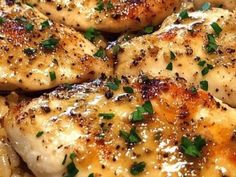 One-Pan Wonder: Chicken with Garlic Parmesan Rice for the Perfect Family Dinner - NewsBreak Parm Rice, Garlic Parmesan Rice, Chicken And Spinach Casserole, Vegetable Quiche Recipes, Hamburger Potato Soup, Parmesan Rice, Bourbon Chicken Crockpot, Chicken Gnocchi Soup Recipe, Bourbon Chicken Recipe