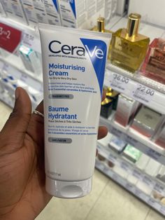 Cera ve skin care Cera Ve Moisturisers, Cera Ve Cream, Cera Ve, Cerave Products, Care For, Best Skin Care Products, Dermatological Skin Care, Bath And Body Works Perfume, Strawberry Blonde Hair