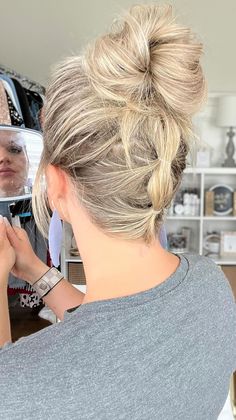 Hairstyle For Nurses Short Hair, Hair Cuts For Fine Hair 2023, Sassy Updo Hairstyles, Tying Short Hair Up, Short Hair Updo Bun, Short Hair Top Bun, Short Hair High Updo, How To Pull Short Hair Up, Shorter Hair Updos Easy