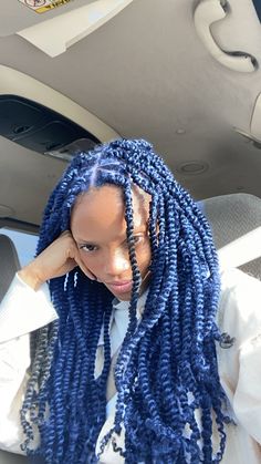 Blue And Black Braids, Black Braids Hairstyles, Blue Natural Hair, Pink Ombre Hair, Cute Box Braids Hairstyles, Box Braids Styling, Pretty Braided Hairstyles, African Braids Hairstyles, Hair Crush