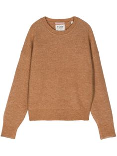 camel brown wool-alpaca blend knitted construction crew neck long sleeves ribbed cuffs and hem logo plaque Brown Sweater With Ribbed Crew Neck, Brown Crew Neck Sweater With Ribbed Neckline, Brown Ribbed Crew Neck Sweater, Classic Brown Ribbed Sweater, Brown Wool Sweater With Ribbed Cuffs, Sweater Brown, Scotch Soda, Scotch & Soda, Brown Sweater