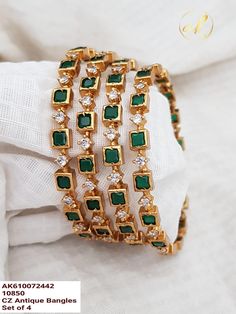 Kemp Bangles, Simple Elegant Necklace, Unique Gold Jewelry Designs, Jewelry Bangles, Diamond Bangles, Bangles Design, Bracelet Display, Bangles Jewelry Designs, Gold Bangles Design