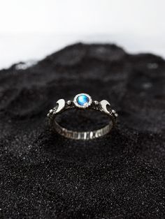 This listing features a stunning collection of handmade jewelry, perfect for those who love unique and mystical designs. The centerpiece of this collection is a gorgeous triple moon ring, featuring a striking combination of sterling silver and Rainbow moonstone. This ring is perfect for those who appreciate gothic and mystical aesthetics, and it's sure to catch the eye of anyone who sees it. Also included in this collection is a beautiful crescent moon ring, featuring intricate detailing and a d Moon Stone Rings, Sailor Moon Ring, Traditional Wedding Gifts, Goddess Ring, Moon Phase Ring, Jewelry Beauty, Sun And Moon Rings, Ring Moon, Roman Jewelry