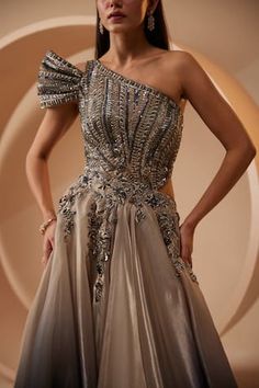 Grey ombre gown featuring an asymmetric neckline and one shoulder sleeve, Fit: Relaxed Straight Long Dress, Ombre Gown, High End Clothing, Grey Gown, Dramatic Entrance, Gray Ombre, Organza Embroidery, Crystal Embroidery, Fashion Designers Famous