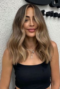 Dark Brown Hair Into Blonde, Balayage Light Brown Hair To Blonde, Creamy Blonde Highlights On Dark Hair, Brunette Hair Light Highlights, Light Brown Hair Blonde Face Frame, Natural Hair Color Brunette, Brunette Balayage Hair Honey Blonde, Blonde Hair Toned Brown, Light Creamy Brown Hair