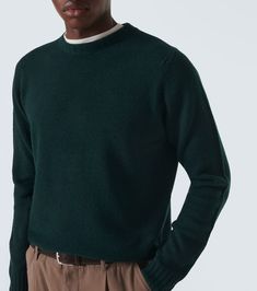 Find JOHN SMEDLEY Norfolk Cashmere And Wool Sweater on Editorialist. Material: 50% cashmere, 50% wool. Care instructions: hand wash. Made in Ukraine. Designer color name: Forest. Collar: crewneck. Cuff: ribbed. Hem: ribbed. Green Cashmere Sweater With Ribbed Cuffs, Casual Green Cashmere Sweater, Classic Green Wool Sweater, Green Cashmere Winter Sweater, Fitted Green Merino Wool Sweater, Fitted Green Wool Sweater, Made In Ukraine, Color Name, Green Sweater