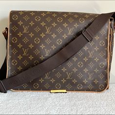 Reposhing This Item I Purchased From @Mony01988. Loved It, But Ready To Rotate For Something New. Questions? Leave A Comment Below! Louis Vuitton Messenger Bag, Bags Louis Vuitton, Louis Vuitton Bags, Authentic Louis Vuitton, Louis Vuitton Bag, Something New, Louis Vuitton Monogram, Messenger Bag, Bag Lady