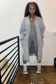 Grey Cardigan Outfit Black Women, Shein Winter Outfits Black Women, Grey Long Cardigan Outfit, Winter Black Girls Outfit Ideas, Long Cardigan Outfit Black Women, All Grey Outfit, Winter Fits Black Women, Black Girls Outfits, Shein Outfits Winter