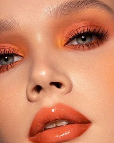 Monochromatic Makeup Looks, Queen Tips, Make Up Color, Monochromatic Makeup, Maquillage On Fleek, Monochrome Makeup, Fall Makeup Looks, Beauty Photoshoot