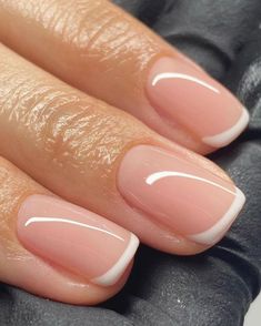 From Becky Natural Nails Manicure, Beauty Hacks Nails, Subtle Nails, French Tips, Classy Nails, French Tip Nails, French Manicure, Nail Manicure