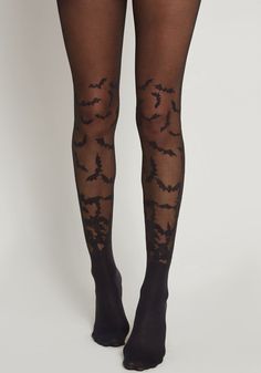 All Bats Are Off Tights Black &vert; ModCloth Halloween Clothing, Aria Montgomery, Le Happy, Patterned Tights, Grunge Look, 90s Grunge, Halloween Fashion, Black Tights, Halloween Outfits