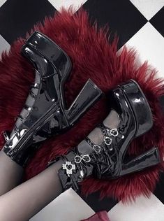 Egirl Clothes, Dr Shoes, Cross Heart, Cute Shoes Heels, Pet Fashion, Really Cute Outfits, Pretty Shoes, Dream Shoes, Platform Boots