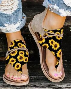 Lasaky - Toe Post Sunflower Pattern Sandals Women Heel, Summer Sunflower, Pin Fashion, Modest Apparel, Floral Flats, Comfy Sandals, Toe Post Sandals, Slip On Espadrilles, Style 2023