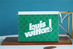 LV Pochette Voyage MM Vintage Monogram Canvas Green By Virgil Abloh For Fall-Winter Virgil Abloh Fashion, Travel Accessories For Men, Sac Louis Vuitton, Lv Pochette, Fan Fashion, Mens Travel, Vintage Monogram, Monogram Pattern, Louis Vuitton Pochette