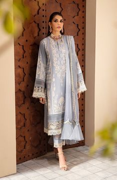 Tropical Embroidery, Blue Dupatta, Pakistani Suits Online, Embroidered Motifs, Pakistani Designer Suits, Pakistani Fashion Casual, Salwar Kamiz, Beautiful Pakistani Dresses, Embroidered Sleeves