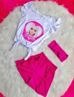 Barbie Outfits For Kids, Cute Outfits With Shorts, Korean Fashion Shorts, Jojo Bows, Cargo Pants Outfit, Kids Fashion Dress, Kids Designer Dresses, Barbie Birthday