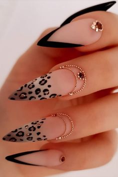 Have a look at these 40 black nail designs you can try out. These designs are made on acrylic nails but could also be done on real nails. black nail designs / acrylic black nail designs / black ombre nails / short black nail designs / black nail designs with glitter / coffin black nail designs / simple black nail designs with rhinestones / black nails ideas Black And White Nail, Leopard Print, Nail Art, Black And White, Nails, Gold, White, Black