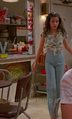 That 70s Show Mila Kunis Outfits, Mila Kunis 90s Outfits, Mila Kunis Style That 70s Show, That 70s Show Mila Kunis, That 70s Show Clothes, Mila Kunis Outfits That 70s Show, 70s Tv Shows Outfits, 70s Womens Outfits Vintage, 70s Movies Fashion