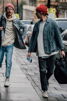 p Mens Fashion 2018, London Fashion Week Mens, Goth Outfit, Walking Down The Street, Mens Fashion Smart, Hipster Mens Fashion, Smart Outfit, Mens Fashion Urban, Mens Winter Fashion