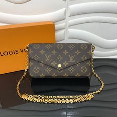 Size: Standard Size It comes with Dust box, Care manual, Tag, and Paper bag. Louis Vuitton Felicie Pochette, Lv Multi Pochette, Louis Vuitton Felicie, Neverfull Mm Monogram, Louis Vuitton Neverfull Mm, Classic Handbags, The Favorite, Vuitton Bag, Wallet Bag