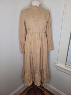 New! Simple Retro Prairie dress cottage core Maxi Tan Med Grannycore Modest Dress was just added to eBay. Check it out! #eBay #eBaySeller Dress Cottage, Simple Retro, Modest Dress, Dress Simple, Prairie Dress, Retro Color, Modest Dresses, Cottage Core, Beautiful Dress