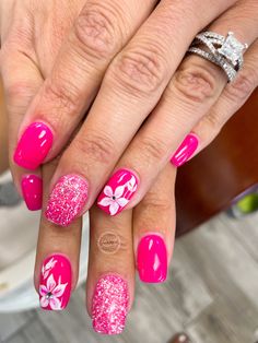 Hot Pink Nails Design Ideas, Luau Nail Ideas, Neon Nail Ideas Summer Pink, Tropical Pink Nails, Hot Pink Tropical Nails, Rose Nail Design Flowers, Summer 2024 Nails Ideas, Carribean Nails Designs, Hot Pink Summer Nails Designs