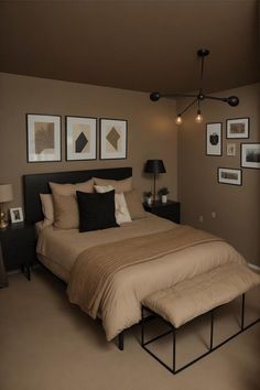 Bedroom Ideas In Brown Colors, Beige Bedroom With Black Accents, Dark Brown Headboard Bedroom, Black Brown And White Bedroom, Brown And Black Bedroom Ideas, Brown Headboard Bedroom, Modern Earthy Bedroom, Black And Brown Bedroom Ideas, Beige Headboard Bedroom