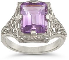 She'll adore this Vintage Emerald-Cut Amethyst Ring in .925 Sterling Silverhttp://applesofgold.com/HGO-E5AMSS.html Victorian Style Rings, Amethyst Ring Vintage, Elegant Rings, Hippie Wedding, Purple Rings, Purple Jewelry, Amethyst Gold, Alternative Engagement Rings, Amethyst Jewelry