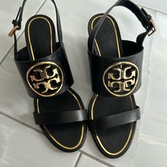 Worn Once Beautiful Sandal Tory Burch Sandals, Beautiful Sandals, Tory Burch Shoes, Women's Shoes Sandals, Tory Burch, Shoes Sandals, Sandals, Women Shoes, Women Shopping