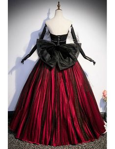 10% off now! black and red prom gown with adjustable big bow online. Sheprom offers formal, party, casual & more style dresses to fit your special occasions. Red Ballgown, Ballgown Prom Dress, Goth Wedding Dresses, Movie Ideas, Prom Inspo, Wedding Dress Cake, Alice Angel, Stunning Bridesmaid Dresses, Banquet Dresses