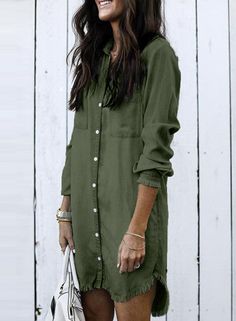 Shirt style denim dress in green Turn down collar Front pockets Button closure 100% cotton Size reference: US S (4-6) US M (8-10) US L (12-14) Denim Blouse Women, Kemeja Denim, Green Button Up Shirt, Casual Denim Shirt, Ladies Tops Blouses, Shirt Collar Styles, Moda Denim, Fitted Denim Jacket, Denim Outfits