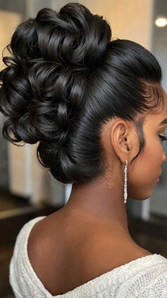 💅💫 Innovative Wedding Hairdos For Black Women Prom Hairstyle Ideas | Transformative Aesthetic Black Women Prom Hairstyles, Prom Hairstyle Ideas, Wedding Hairdos, 2 Hairstyles, Prom Tips, Black Women Prom, Prom Hairstyle, Effortless Waves, Hairdo Wedding