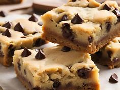 Easy-to-Make Chocolate Chip Cookie Bars: Gooey Perfection in Every Bite! - NewsBreak John Kanell, Make Chocolate Chip Cookies, Chocolate Chip Bars, Preppy Kitchen, Chocolate Chip Cookie Bars, Chewy Chocolate Chip, Chewy Chocolate Chip Cookies, Mexican Food Recipes Easy, Cookie Bar Recipes