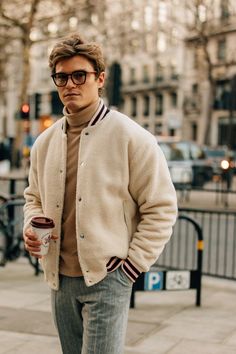 Style Seasons, Male Fits, Mens Fall Outfits, Guy Fashion, London Fashion Week Mens, Most Stylish Men, Jordan Outfit, London Fashion Weeks, Fall Outfits Men