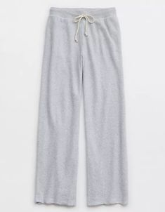 Aerie Hometown Holiday Skater Pant Hollister Clothes, Comfy School Outfits, Cute Sweats, Casual Preppy Outfits, Outfit Inspo Casual, Cute Lazy Day Outfits, Lazy Day Outfits, Simple Trendy Outfits, Really Cute Outfits