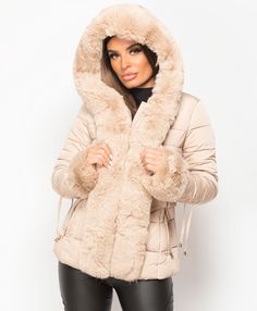 Jacket Ideas For Women, Designer Winter Jackets, Winter Jackets For Women, Beige Puffer, Wool Wrap Coat, Fur Hood Jacket, Quilted Parka, Trendy Outfits Winter, Long Puffer Coat