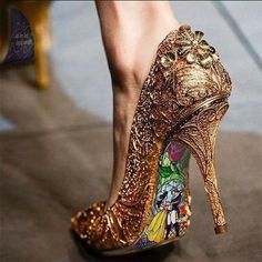 Sepatu Pump, Hak Tinggi, Glass Heels, Disney Shoes, Beauty Dress, Disney Wedding, Crazy Shoes, Pretty Shoes