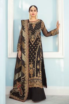 Buy Black Salwar Kameez in Chiffon is a Modish Pakistani Wedding Dress. This Black Salwar Kameez comes with Delicate Details and a Magnificent Finish. Black Salwar, Black Salwar Kameez, How To Style Culottes, Raw Silk Fabric, Pakistani Wedding Dress, Chiffon Collection, Pakistani Dress, Pakistani Dress Design, Pakistani Designers