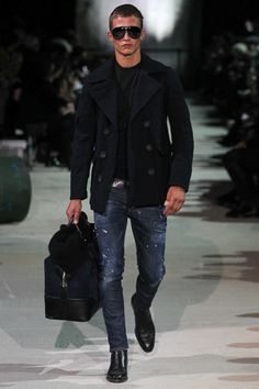 .... Mens Runway, Black Leather Chelsea Boots, Fall Handbags, Leather Chelsea Boots, Mens Fall, Mens Fashion Summer, Sweaters And Jeans, Fall 2015, Men Looks