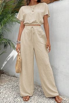 Round Neck Short Sleeve Top and Pants Set Meadeux Comfortable Pants Outfit, Top Pants Set Outfit, Summer Sets Outfits Two Pieces, Set Outfit Two Pieces, Lounge Set Outfit, Summer Lounge Wear, Two Piece Outfits Pants, Lounge Wear Summer, Summer Loungewear