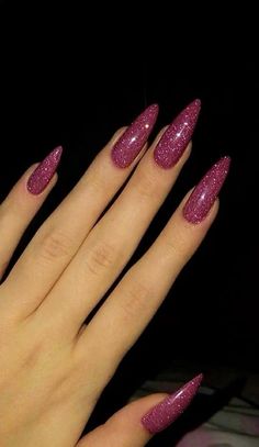 Simple Stiletto Nails, Summer Stiletto Nails, Stiletto Nails Short, Plum Nails, Long Almond Nails, Unghie Sfumate, Glitter Nails Acrylic, Short Almond Nails, Winter Nails Acrylic