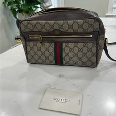 Authentic Gucci Bag | Duster Included Gucci Crossbody Bag, Gucci Crossbody, Bags Gucci, Gucci Bags, Gucci Bag, Crossbody Bag, Bag Lady, Gucci, Red