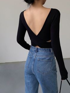 V-Shape Open Back Long Sleeve Shirt Streetwear Spring, Fit Clothes, Tank Outfit, Fits Clothes, Plain Style, Daily Look, Spring Summer Outfits, V Shape, Spring Outfit