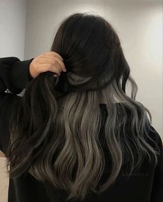 Hair Color White Highlights, Hidden Highlights Hair Black, Ash Grey Peekaboo Hair, Black And Dark Grey Hair, Asian Hair Dye Ideas Korean, Skunk Highlights Black Hair, Asian Skunk Hair, Grey Highlights In Black Hair, Hair Streaks For Black Hair Highlights