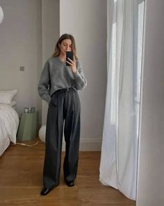 How To Wear Wide Leg Pants Outfits [2023]? 100+ Best Style Ideas (ULTIMATE!) Trousers Outfit Winter, Wide Leg Trousers Outfit, Brittany Bathgate, Grey Pants Outfit, Wide Leg Pants Outfit, Winter Pants Outfit, Wide Leg Pants Outfits, Leg Pants Outfit