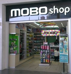 a mobo shop with people walking in the doorway