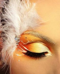 Orange Gold Eye Makeup, Last Minute Kostüm, Circus Makeup, Fantasy Make-up, Party Make-up, Nails Orange, Gold Eye Makeup, Orange Gradient, Eye Makeup Ideas