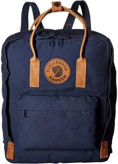 Fjallraven Kanken No. 2 Backpack Bags Fjallraven Women, Graduation Gift Ideas, Fjällräven Kånken, Navy Bag, Great Graduation Gifts, College Kids, Vsco Girl, Class Of 2020, Grad Gifts