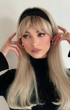 Haircuts For Long Hair, Long Blonde, Long Blonde Hair, Popular Hairstyles, Haircuts With Bangs, 가을 패션, Hairstyles Haircuts, Aesthetic Hair, Blonde Highlights